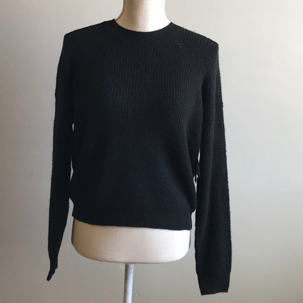 Abound Black knit crewneck sweater - Picture 2 of 4